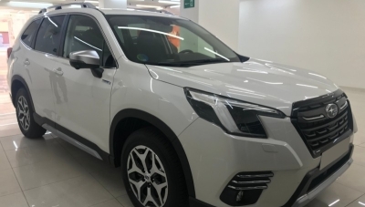 Subaru FORESTER 2.0I HYBRID CVT EXECUTIVE Crystal white pearl